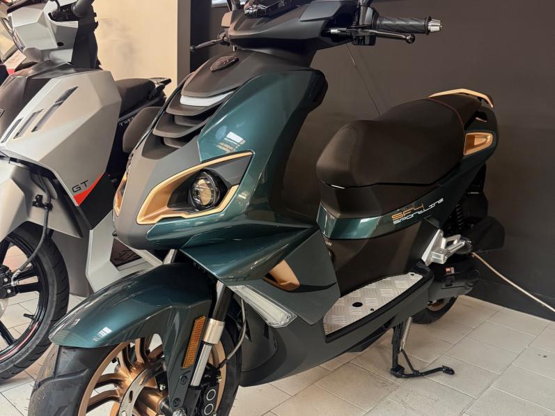 PEUGEOT SPEEDFIGHT 50  - SPORTLINE DEEP LAKE GREEN EDITION